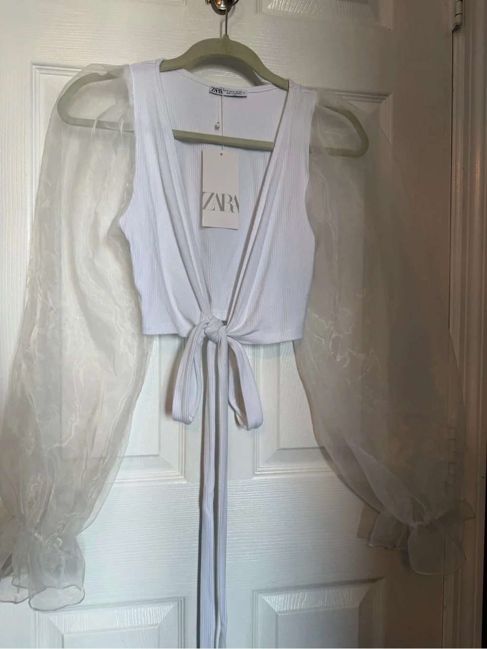 ZARA White Ribbed Tie-Front Top with Sheer Puff Sleeves